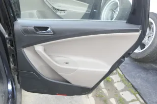 VW Passat 3C Variant 4x Türverkleidung Verkleidung Tür Leder latte macchiato sch - Bild 4