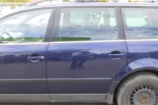 VW Passat 3B 3BG Kombi Variant Tür hinten links blau LB5N indigoblau me+ Scheibe - Bild 1