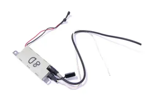 Audi A4 B5 Limousin Antenne 8D5035225D original Verstärker Antennenverstärker - Bild 2