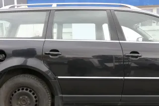 VW Passat 3B 3BG Kombi Variant Tür hinten rechts schwarz LC9Z blackmagic metall - Bild 1