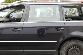 VW Passat 3B 3BG Kombi Variant Tür hinten links schwarz LC9Z mit Scheibe - Bild 1