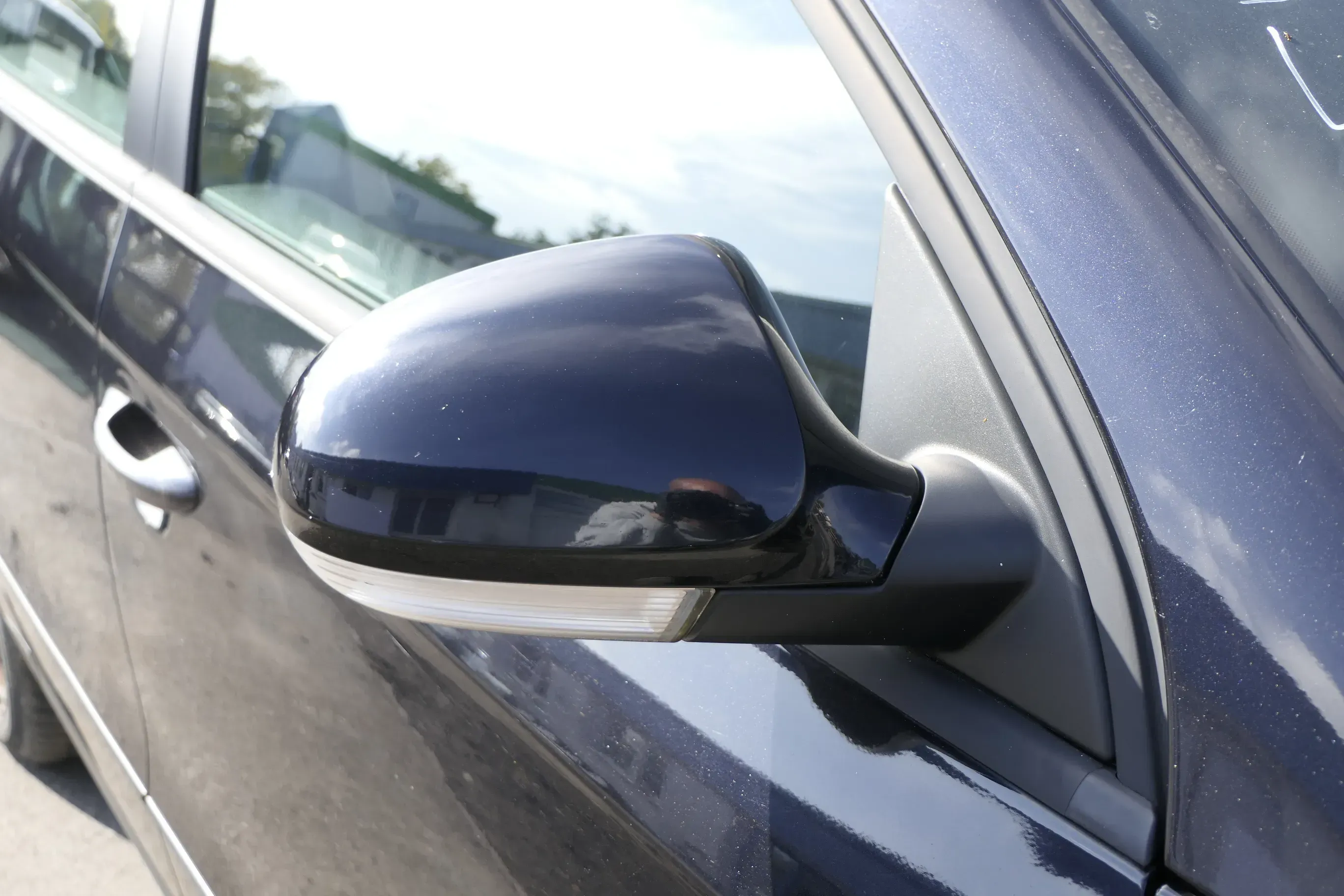 VW Passat 3C elektrischer Spiegel Außenspiegel rechts Glas Blinke schwarz LC9X - Bild 1