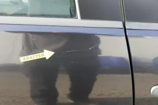 VW Golf 5 V 1K Tür Türrahmen hinten rechts 4/5-Türer schwarz LC9Z blackmagic - Bild 2