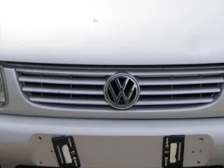 VW Polo 6N Kühlergrill Grillleiste vorne + Leiste Grill silber LB7Z - Bild 2