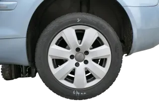 A6 4F TT Alufelgen Winterreifen Reifen Felgen 215/55 R16 97V 4F0601025AJ 4-6mm - Bild 4