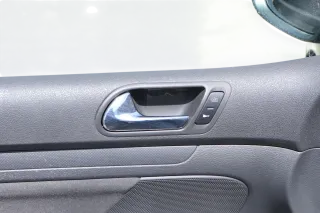 1x Golf 5 Limousine Türverkleidung Verkleidung Tür vorn links 4/5Türer Abdeckung - Bild 3
