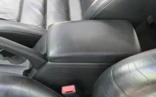 VW Passat 3BG Mittelarmlehne Armlehne Fach Lehne Mittelkonsole schwarz Leder - Bild 1