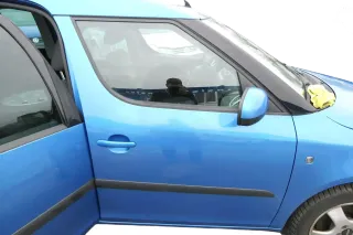 Skoda Roomster 5J Tür vorne rechts Beifahrertür blau LF5S (ohne Anbauteile) - Bild 1