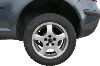 Golf 4 Bora Alufelgen 195/65 R15 91H Sommerreifen Reifen ca.5mm Borbet - Bild 5