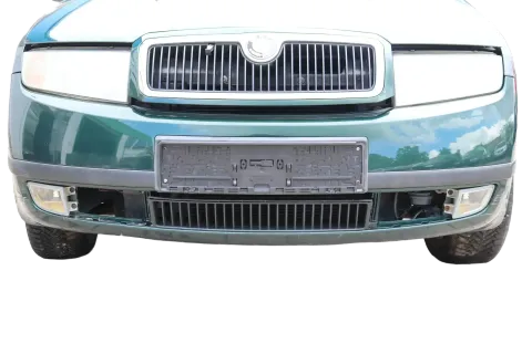 Skoda Fabia 6Y Stoßstange Stoßfänger vorne grün LF8C 2000-2004