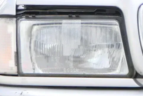 Audi 80 Scheinwerfer rechts 893941030E Lampe - Bild 1