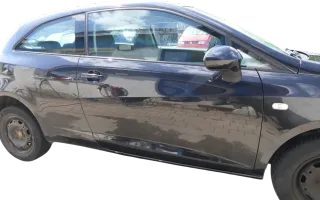 Ibiza 6J Tür vorne rechts Beifahrertür schwarz LC9Z 2/3-Türer - ohne Anbauteile - Bild 2