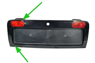 Audi A6 4B Kombi Avant Rücklicht Mitte Rückleuchtenband Blende 4B9945695M - Bild 1