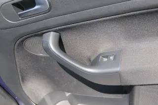 1x VW Golf Plus 5M 1x Türverkleidung Verkleidung Tür vorne rechts schwarz Griff - Bild 5