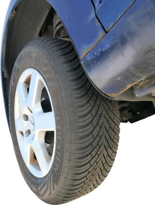 4x VW Golf 6 Plus 5M 195/65 R15 91H Winterreifen M+S Felgen Reifen M&S ca.5-6mm - Bild 10