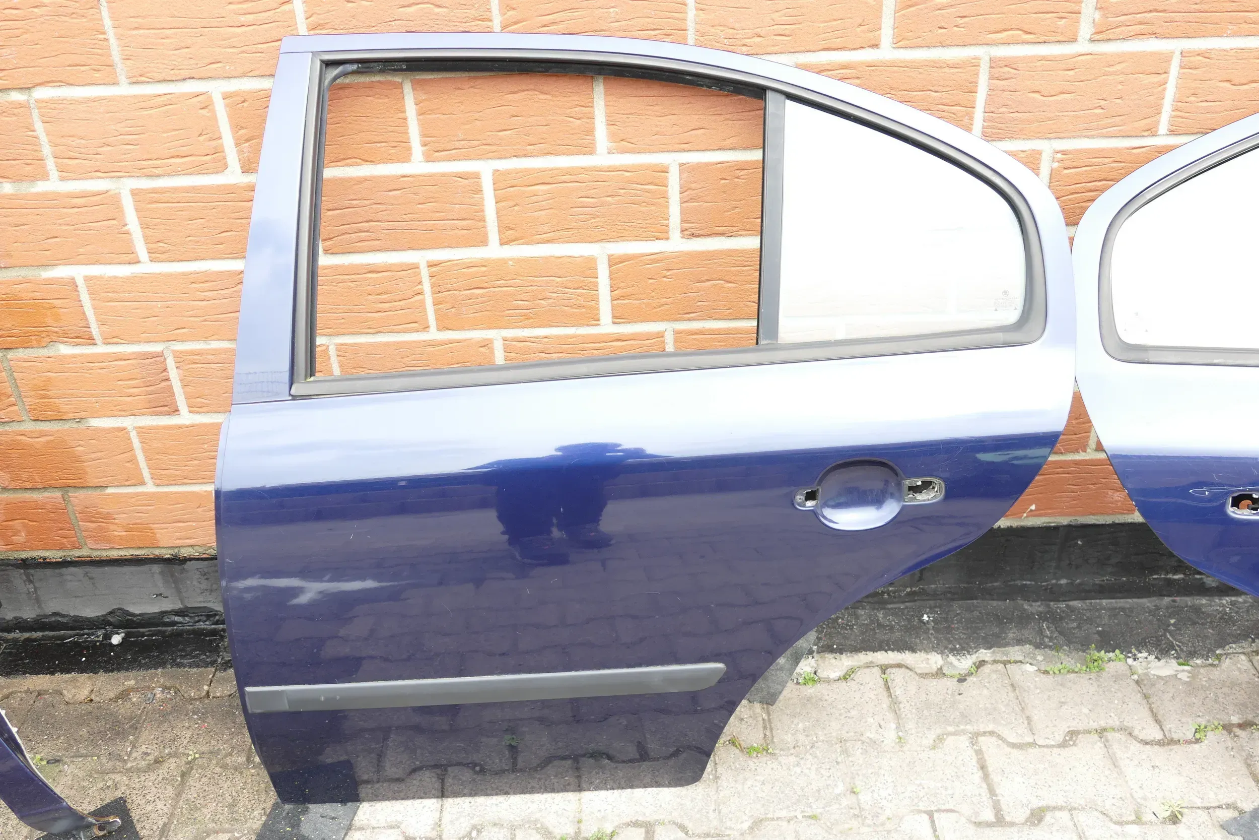 Skoda Octavia 1U Limousine Tür hinten links blau 9460 (keinKOMBI!) - Bild 1