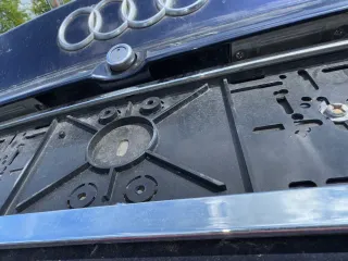 Audi A4 Limousine Griff Heckkklappe Heckklappengriff blau LZ5T bis caBj.1999 - Bild 2