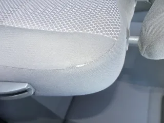 VW Fox Sitz Fahrersitz vorne links OHNEAirbag höhenverstellbar - Bild 4