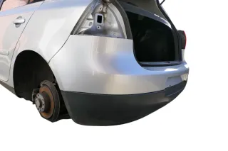 VW Golf 5 1K Limousine Stoßstange hinten Heckstoßstange silber grau LA7W - Bild 8