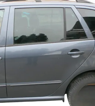 Fabia 6Y Combi Variant Kombi Tür hinten links grau LF7V - ohne Anbauteile - Bild 1