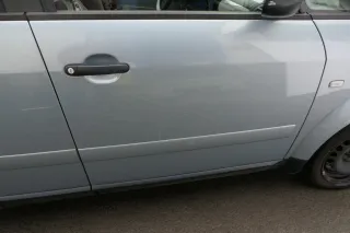 Audi A2 8Z Tür nur das Türblatt vorne rechts LY7R blau türkis grün kristallblau - Bild 1
