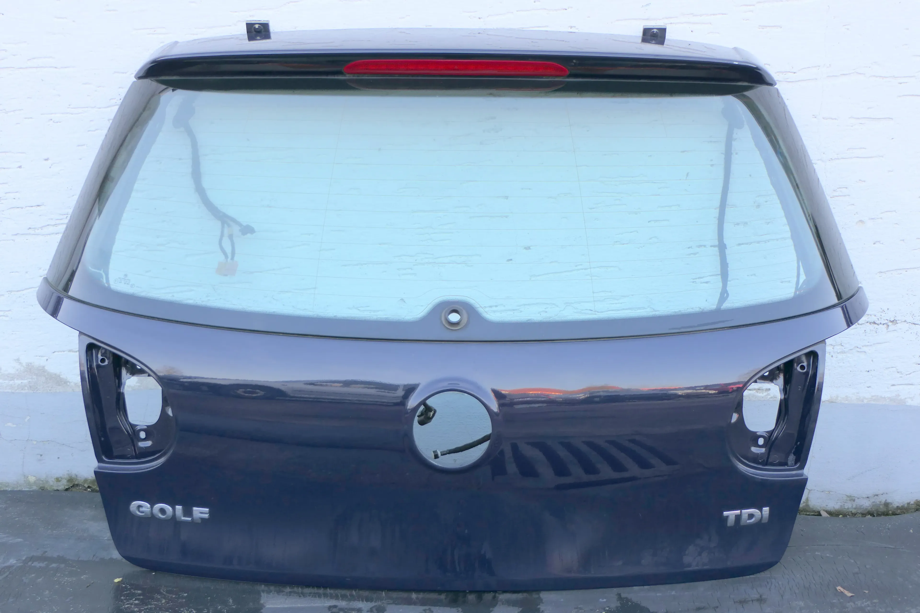 VW Golf 5 V Heckklappe hinten Kofferraumklappe mit Scheibe blau LA5G - Bild 1