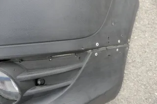 VW Fox 5Z Stoßstange vorne Stoßfänger schwarz - Bilder - Bastler! - Bild 4