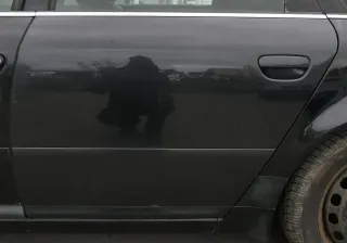 Audi A6 4B C5 Tür Türblatt hinten links schwarz LZ9W - Bild 1