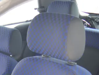 Audi A3 8L Kopfstütze vorne oder hinten (rechts / links) blau - Bild 1