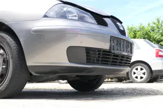 Seat Ibiza 6L Stoßstange Frontstoßstange vorne grau LS7U bis caAnfang2006 - Bild 6