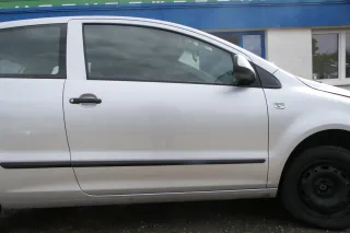 VW Fox 5Z Tür vorne rechts Beifahrertür silber LA7W grau - Bild 3