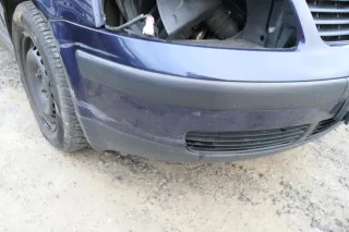 VW Passat 3B Stoßstange vorne Frontstoßstange Stoßfänger blau LN5Y - Bild 6
