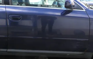 Audi A6 4B C5 Tür nur Türblatt vorne rechts Beifahrertür blau LZ5T - Bild 1