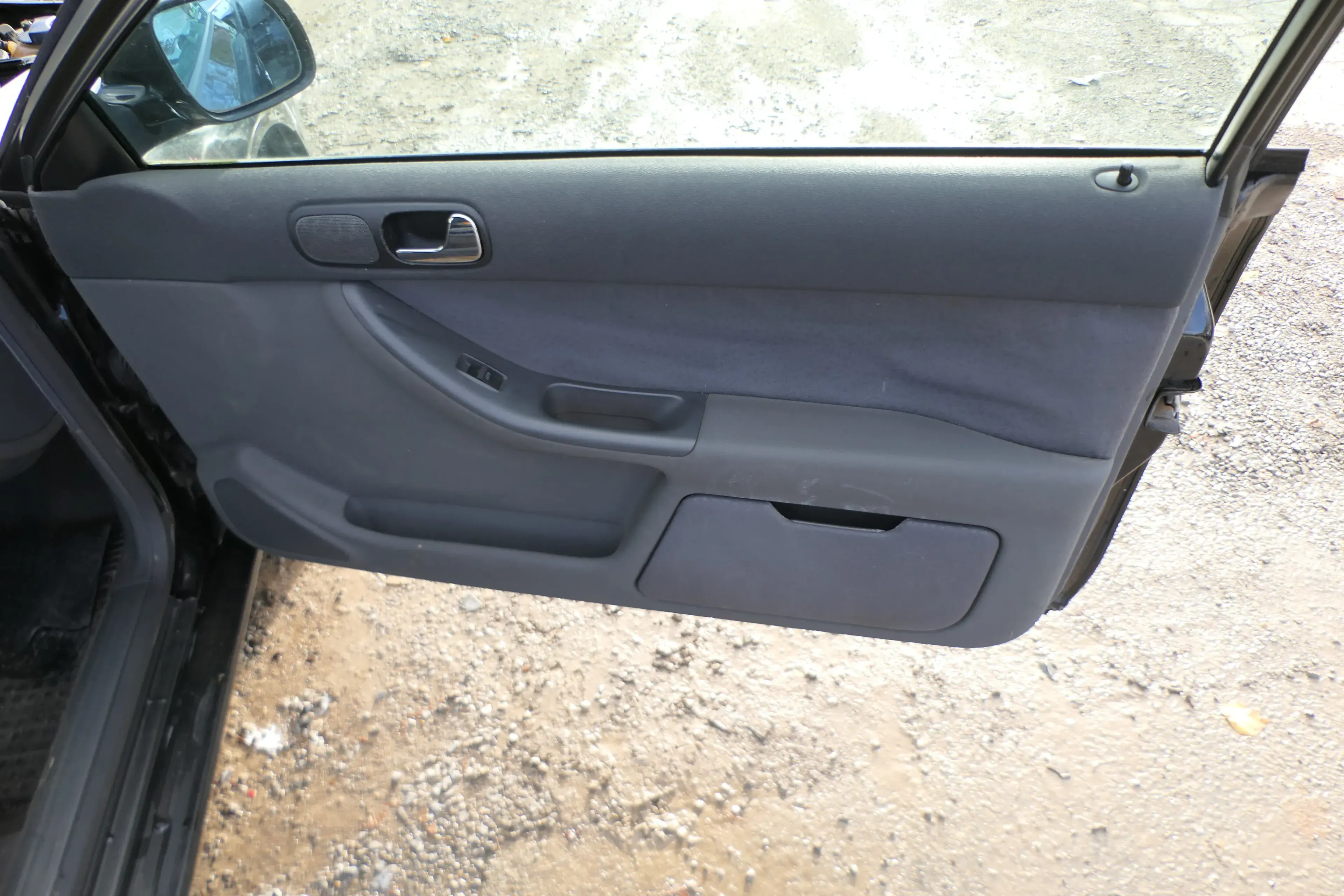 1x Audi A3 8L Türverkleidung Verkleidung Tür vorne rechts 2/3-Türer onyx/schiefe - Bild 1