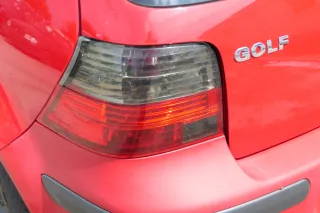 VW Golf 4 Limousine Stoßstange hinten Heckstoßstange Stoßfänger rot LY3D - Bild 2