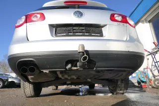 VW Passat 3C Kombi Stoßstange hinten Heckstoßstange Stoßfänger silber grau LA7W - Bild 1