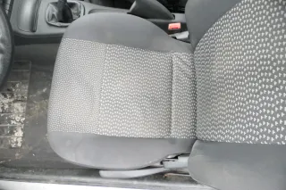 Arosa Lupo Sitz vorne links Fahrersitz Höhenverstellung dunkel schwarz - Bild 4