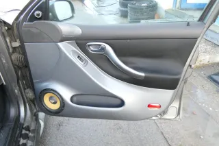 1x Leon 1M Toledo Türverkleidung Verkleidung Tür vorne rechts grau schwarz Griff - Bild 4