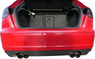 Audi A3 8P Stoßstange Stoßfänger hinten 4/5-Türer rot LY3J - Doppelrohr Sportbac - Bild 4