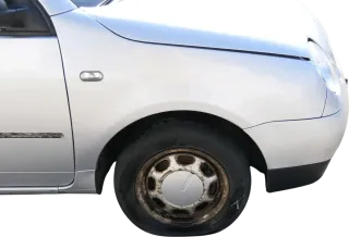 VW Lupo Kotflügel vorne rechts silber LA7W - Bild 1