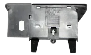Audi A4 B5 Aschenbecher vorne 8D0857951B bis ca. Bj. 1999 Ascher - Bild 2