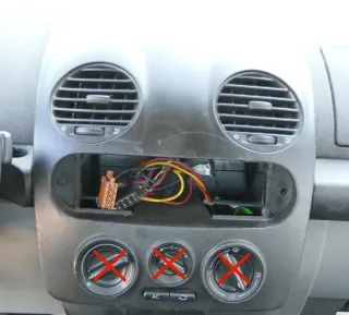 VW New Beetle Mittelkonsole Verkleidung um Radio schwarz Lüftungsdüse Luftdüse - Bild 1