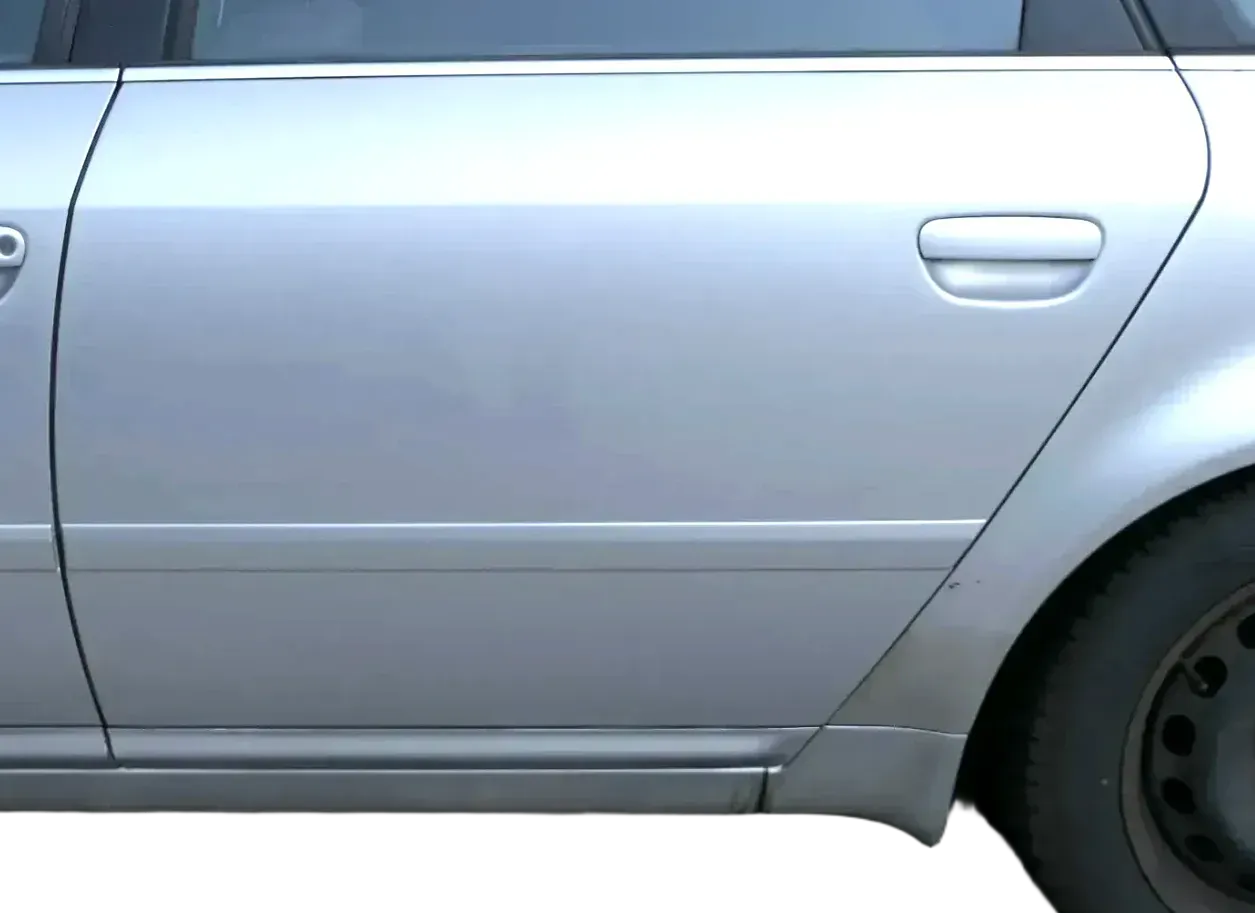 Audi A6 4B C5 Tür Türblatt hinten links nur Türblatt silber LY7W -ohneAnbauteile - Bild 1