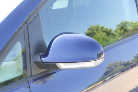 VW Golf 5+6 5M1 Plus elektrischer Spiegel Außenspiegel links blau LD5Q Glas
