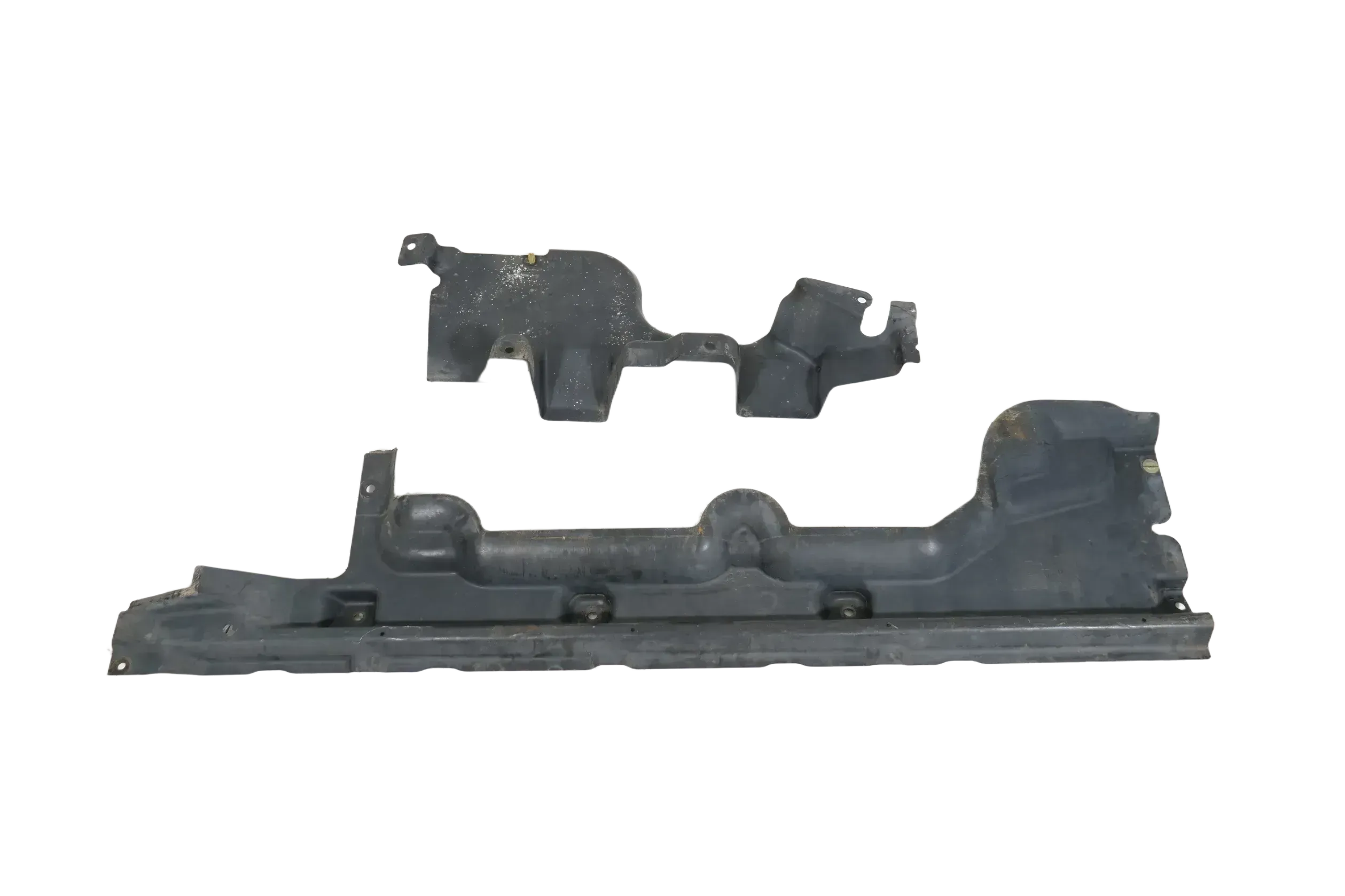 VW T5 7H Unterbodenverkleidung Verkleidung links unten Abdeckung Unterfahrschutz - Bild 1