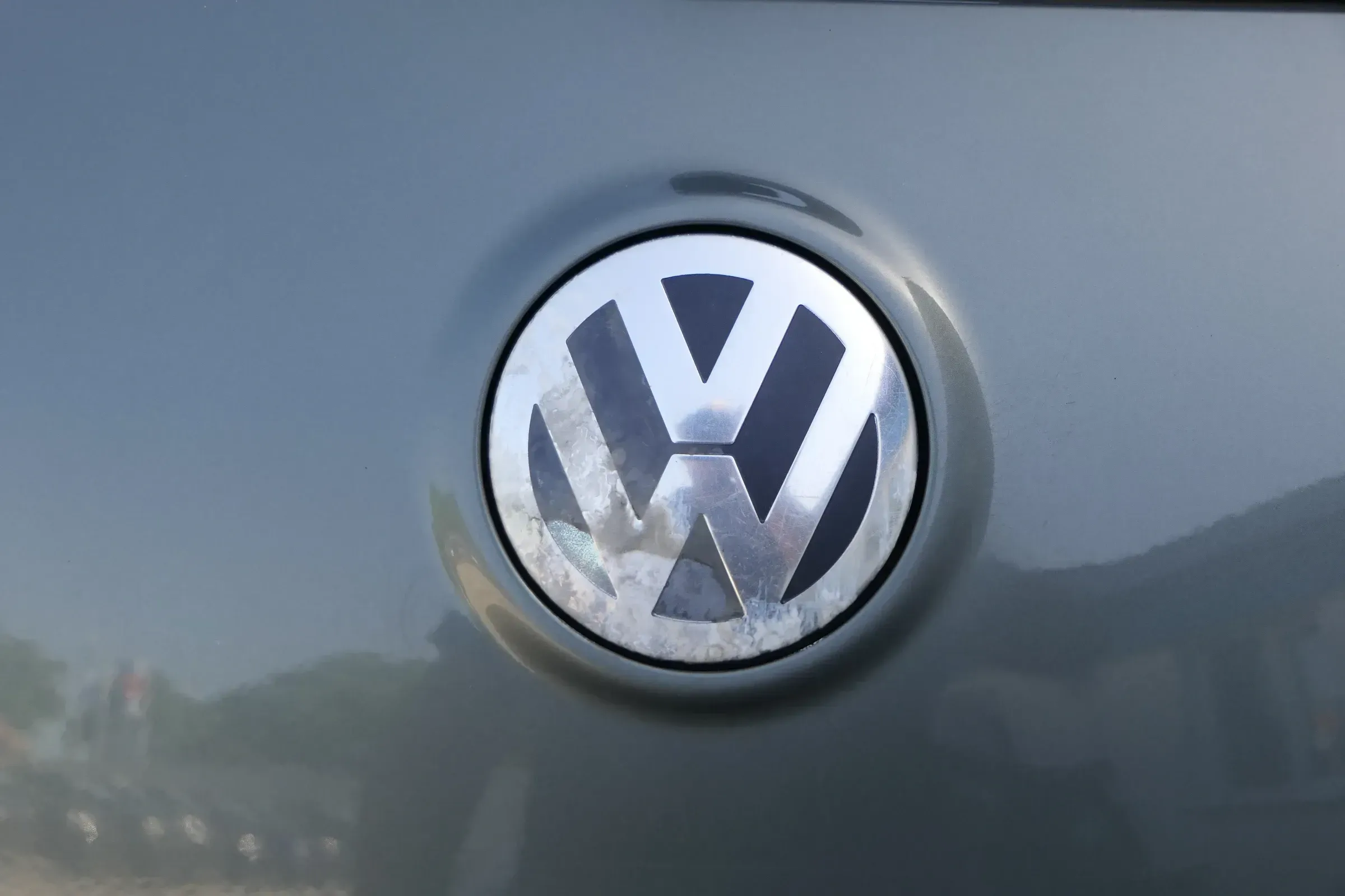 VW Passat 3C Golf 5 Griff Heckklappe Heckklappengriff Öffner Taster Schalter - Bild 1