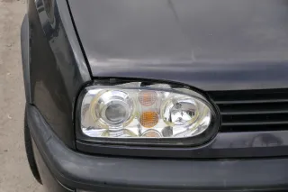 VW Golf 3 auch Cabrio Stoßstange vorne Stoßfänger vorn schwarz - Bild 4