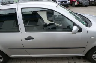 VW Golf 4 Tür vorne rechts Beifahrertür 2/3-Türer LA7W silber grau ohnAnbauteile - Bild 3