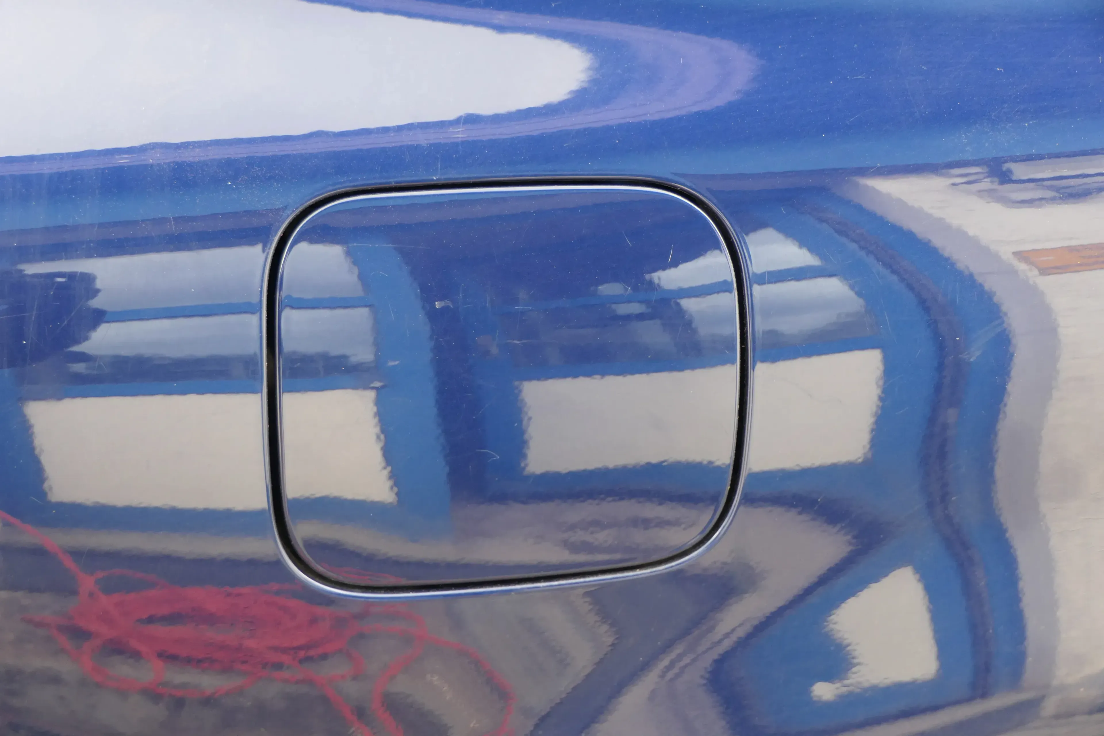 Audi A3 8L Tankdeckel Klappe Tankklappe Tank blau LZ5K Deckel - Bild 1