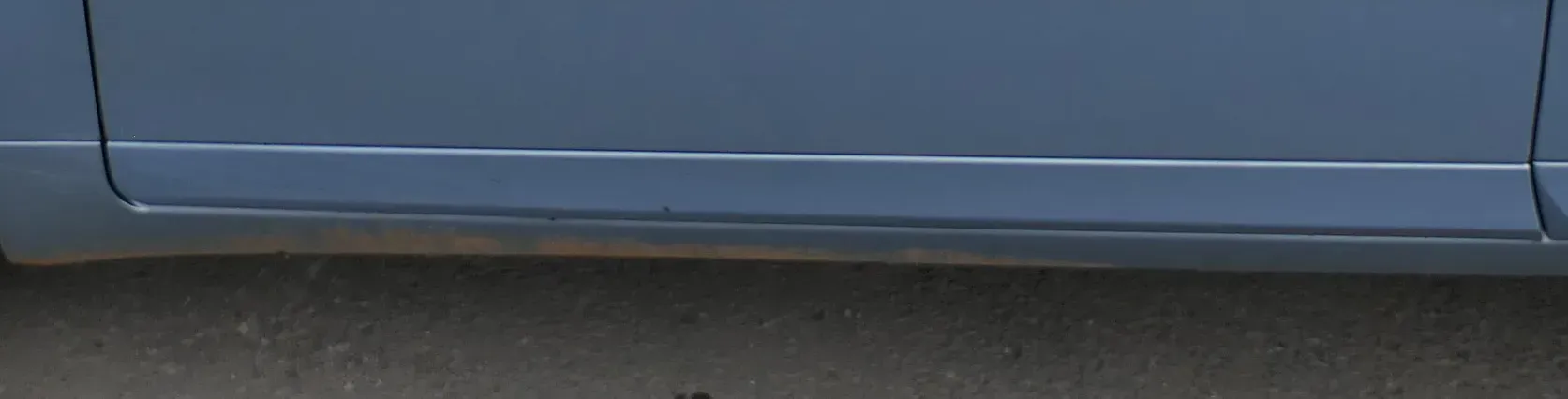 A4 B7 8E NUR Zierleiste Leiste Abdeckung Tür vorne links unten blau LY5J - Bild 1